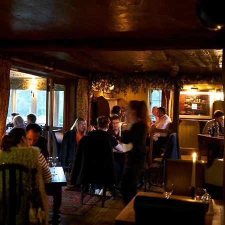 Отель The Three Chimneys Country Pub Biddenden Экстерьер фото