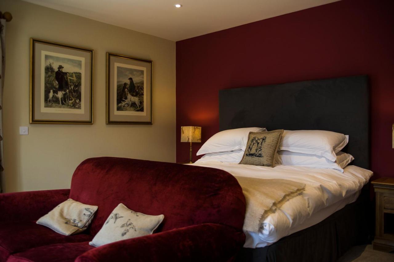 Отель The Three Chimneys Country Pub Biddenden Экстерьер фото